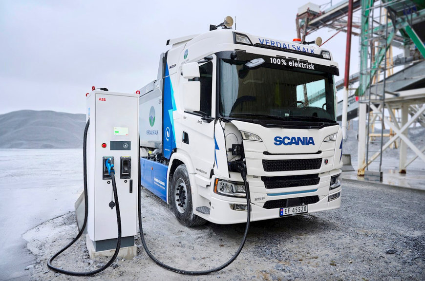 ABB E-MOBILITY STÖDJER SCANIA GLOBALT MED LADDNINGSLÖSNINGAR FÖR ELFORDON